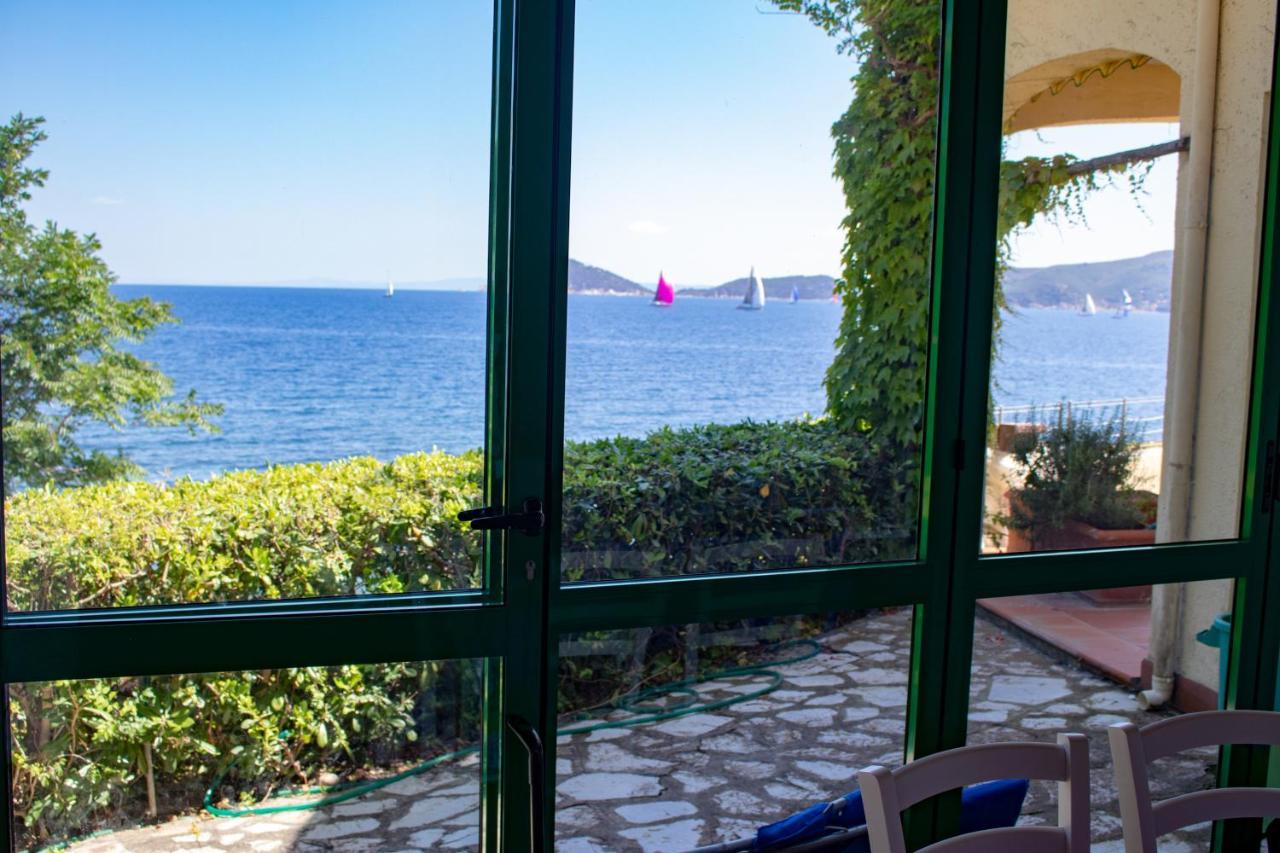 Villa Le Sprizze A Bordo Del Mare - Goelba Marciana Marina  Dış mekan fotoğraf