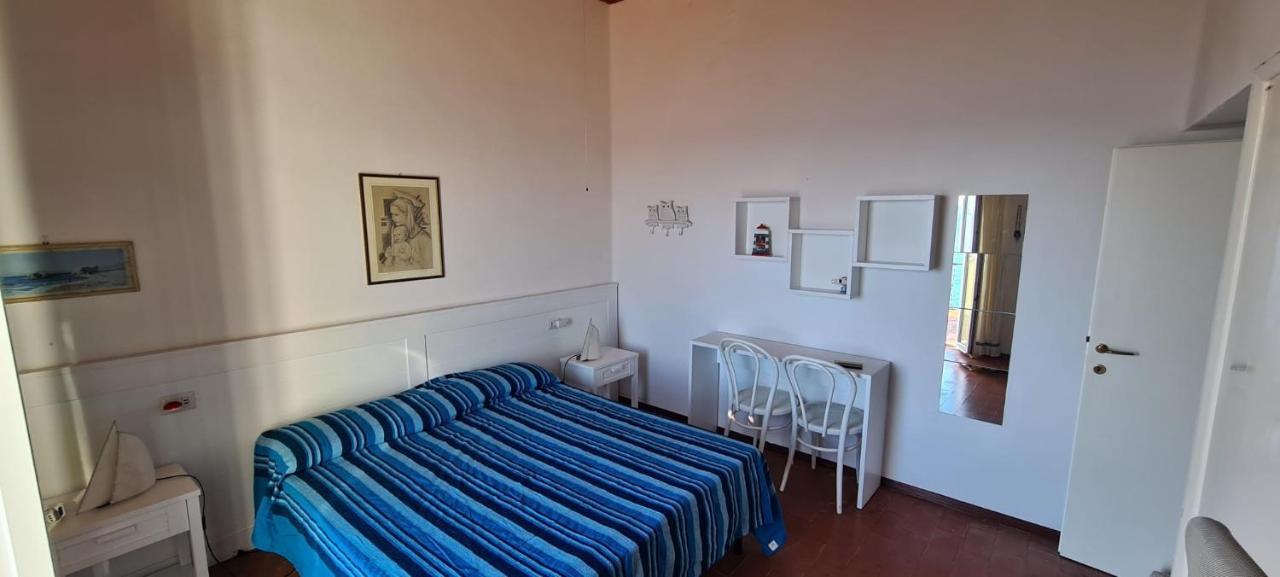 Villa Le Sprizze A Bordo Del Mare - Goelba Marciana Marina  Dış mekan fotoğraf