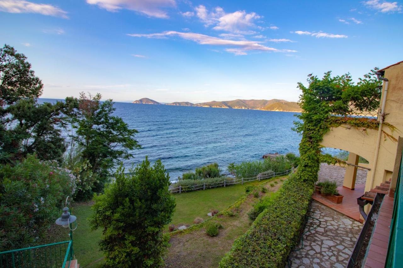 Villa Le Sprizze A Bordo Del Mare - Goelba Marciana Marina  Dış mekan fotoğraf