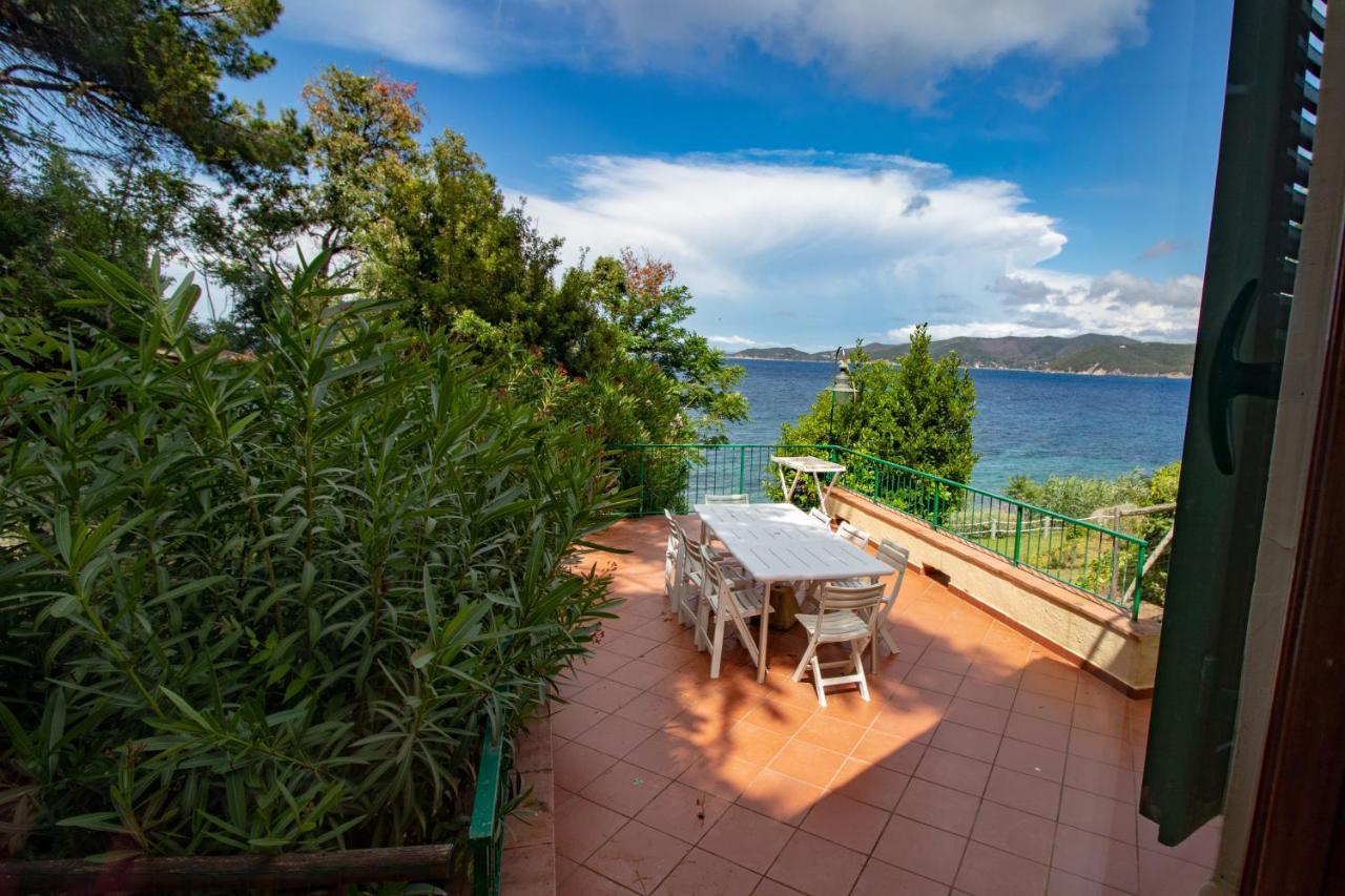 Villa Le Sprizze A Bordo Del Mare - Goelba Marciana Marina  Dış mekan fotoğraf