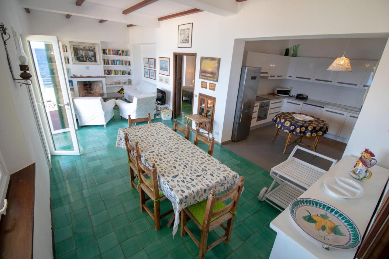 Villa Le Sprizze A Bordo Del Mare - Goelba Marciana Marina  Dış mekan fotoğraf
